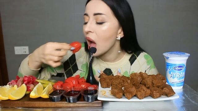 СЫРЫЕ ТЕФТЕЛЬКИ 🇹🇷 НЕ УДАЧНЫЙ ДЕНЬ 😞 Mukbang AE