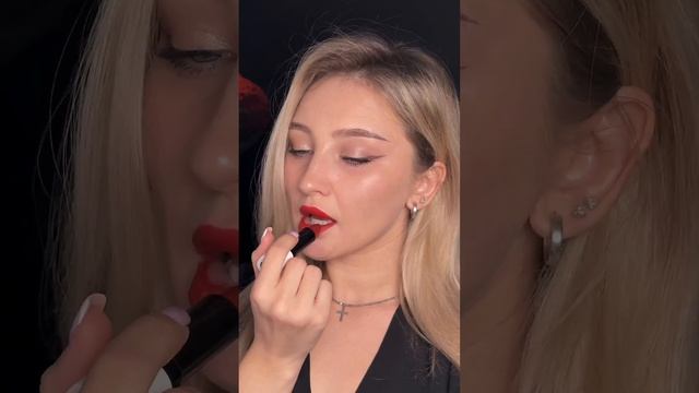 Помада Satin Lipstick это не только  роскошь цвета, но и бережный уход