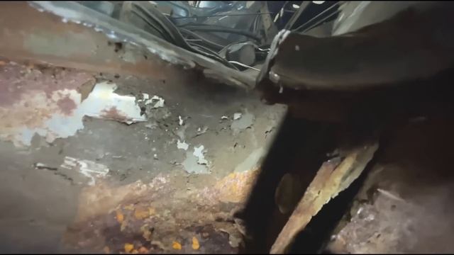 ПЕРЕВАРКА ВАЗ 2107 СВОИМИ РУКАМИ | Новые полы, лонжероны, пороги, поддомкратники