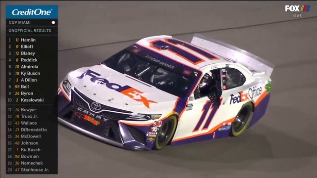 LAST LAPS: Denny Hamlin dominates at Homestead-Miami Speedway | NASCAR ON FOX HIGHLIGHTS