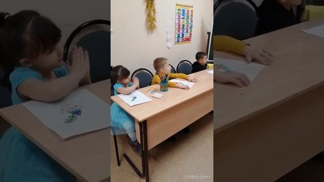 С наступающим Новым годом и Рождеством!