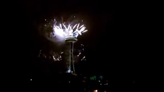 Seattle New Year's Fireworks Space Needle