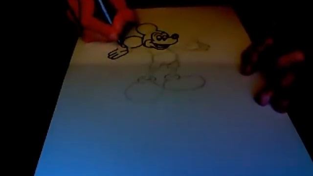 Filling Out Your Drawing - Tiarnan Farquhar - Mickey Mouse - Using They Right Side Of Your Brain