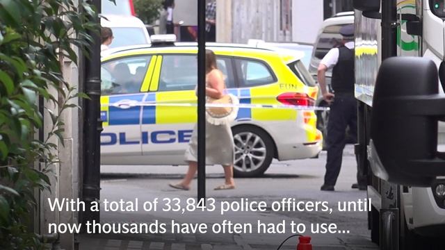 All Met police officers ‘to get work smartphone’ to help crack down on misconduct