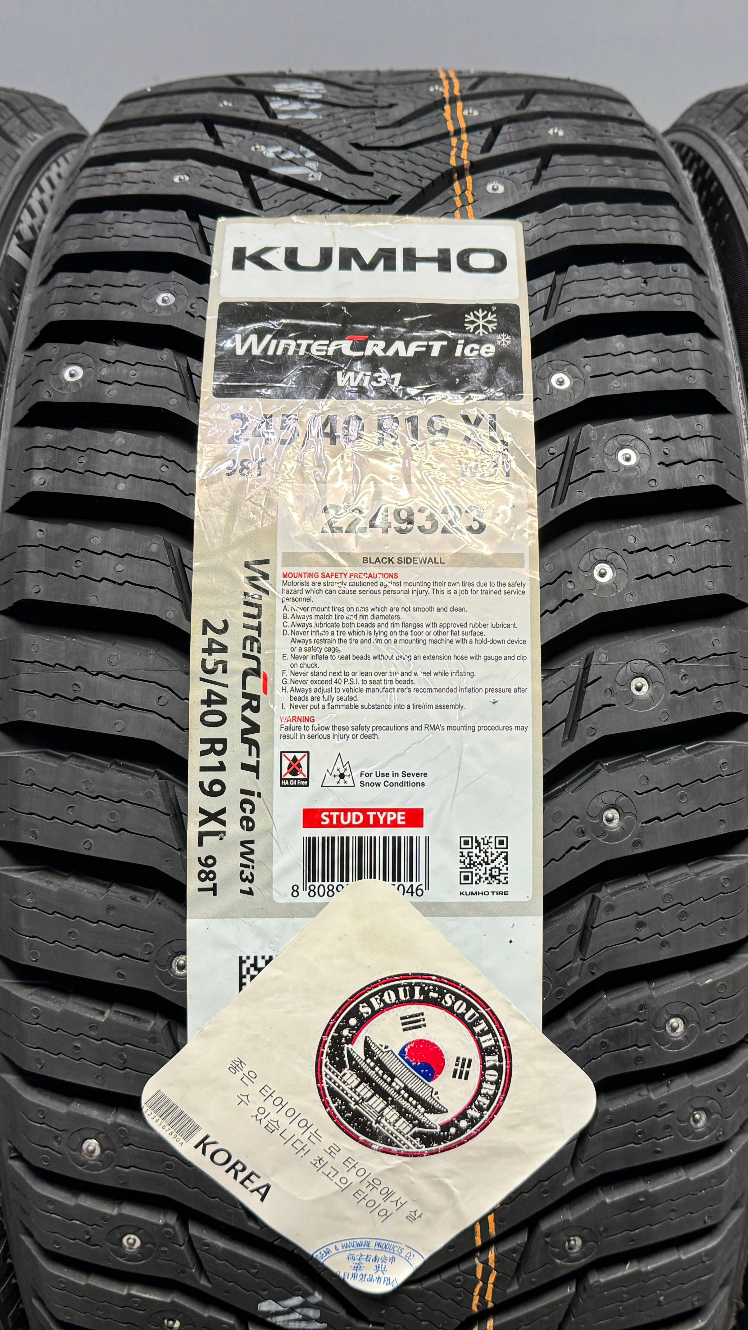 KUMHO WINTERCRAFT ICE WI31 245/40 R19 98T