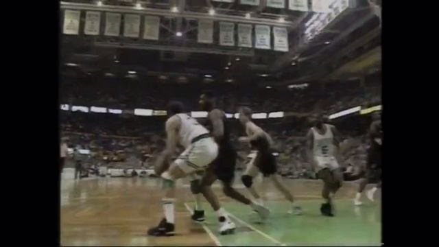 Larry Bird’s Last Game vs Clyde Drexler (1992)