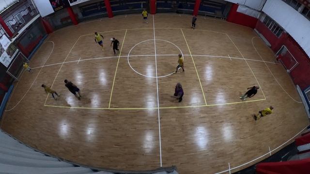 Футбол 01-10-2024 11(ж) - 16(т) 2ч.