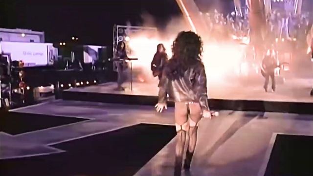 HD Cher - If I Could Turn Back Time .