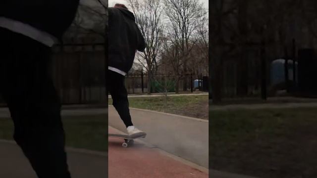 СУПЕР ИСКРЯЩИЙ СКЕЙТ‼️ #скейт #скейтборд #а4 #skateboard #тикток #шортс #shorts #shortsvideo