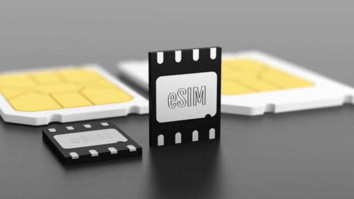 Как добавить и активировать eSIM на роутере.
