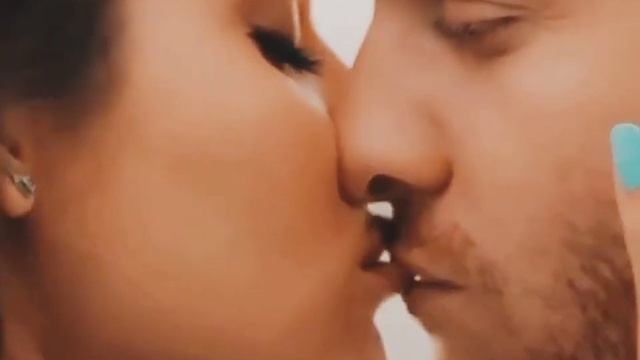 поцелуй Серкана и Эды огненные