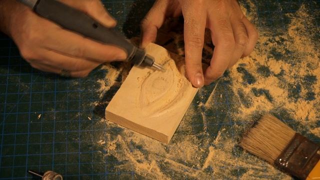 İlk Ahşap Oyma Çalışmam (Dremel ile Ahşap Oyma Göz) Wood Carving Eye