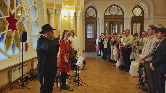 "Лакоча", концерт в Синагоге: трубление в шофар и бис