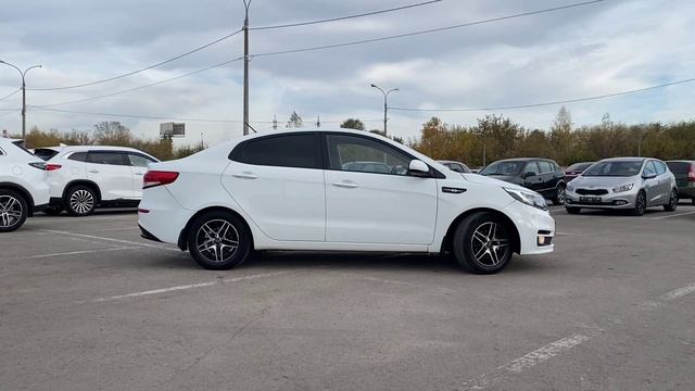 Kia Rio '2015 III Рестайлинг