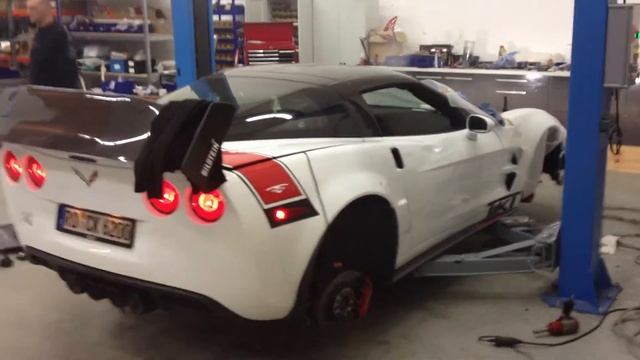 TIKT Corvette ZR1 XXX lebt.MOV