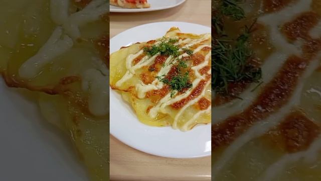 Отбивная под картошкой!🙂