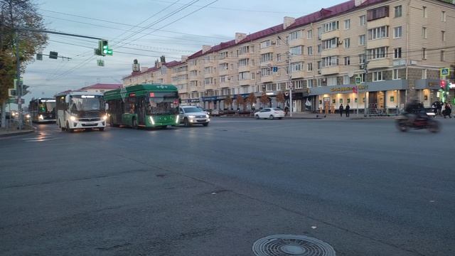 VID_20241003_184718ГОРОД УФА БАШКИРИЯ транспорт города  зеленом .03 10 2024  кольцо разворотное гдк