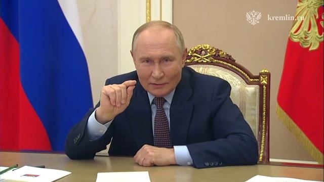 Путин поддержал идею распространить Разговоры о важном на детские сады