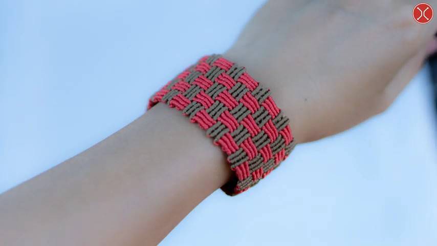 Macrame tutorial： How to make Macrame Chessboard Bracelet： Simple, Delicate, Easy