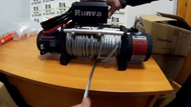 Холостая размотка троса Лебедка Runva 9500 lbs. редуктор 230:1