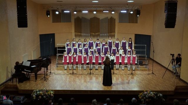 Е. Крылатов. "Песенка о колоколах".  Хоры "Соловушка" и "Баркарола" (ГБОУ Школа №1367)