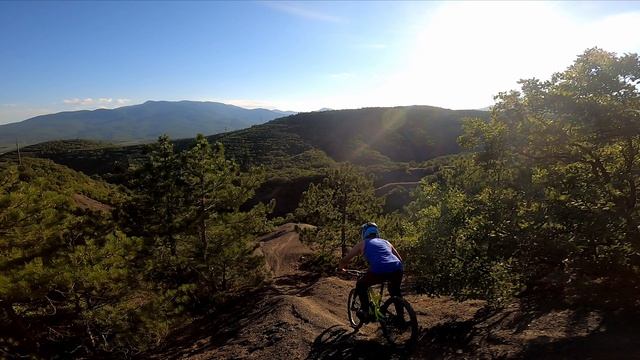 DOWNHILL CINEMATIC FPV DRONE SHOTS WITH GOPRO 8 | ФПВ СЪЕМКА НА ДРОН ДАУНХИЛЛА АЛУШТА #tiktok #fpv