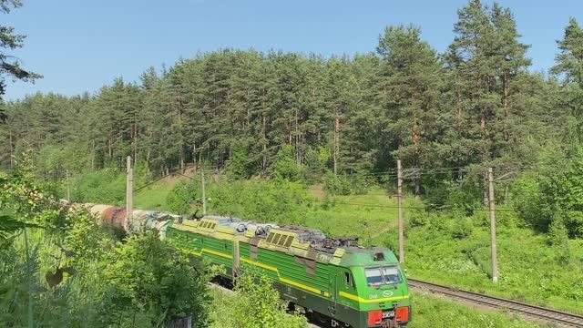 Электровоз 2ЭС4К-048 "Дончак", перегон Токсово - Капитолово