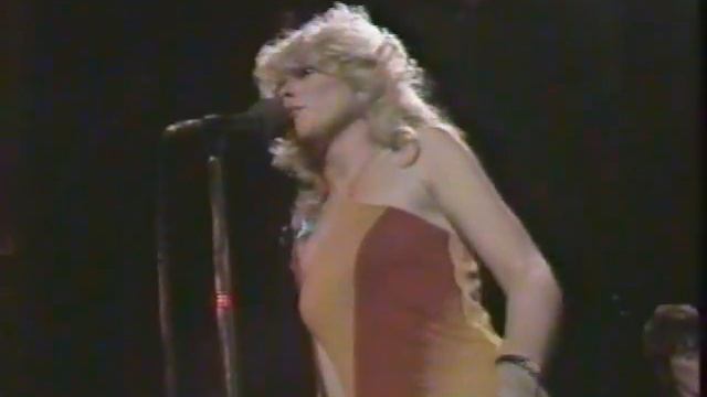 Blondie - Hanging On The Telephone (Midnight Special)