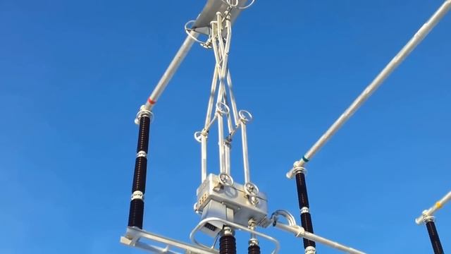 Пантографный разъединитель 500 кВ - Pantograph disconnectors 500 kV