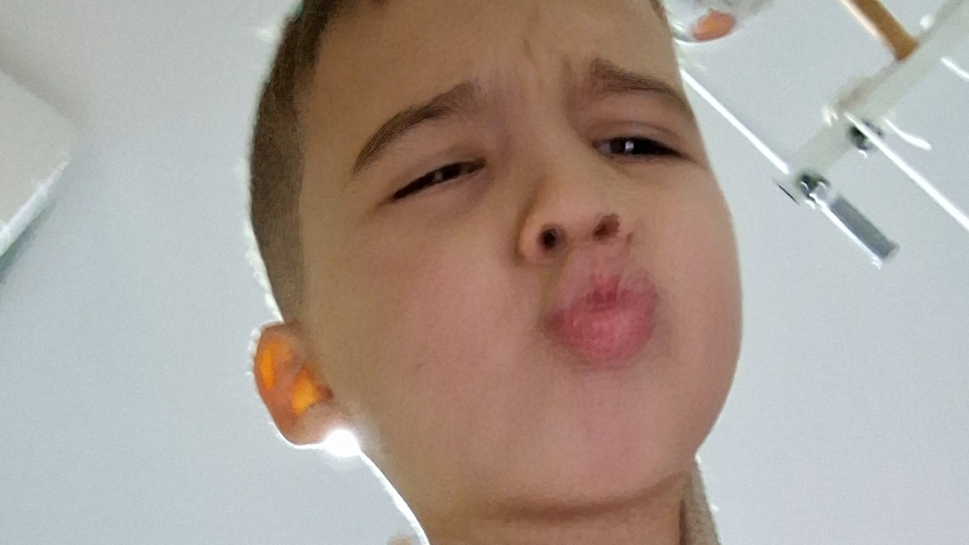 как в лагере делают чтобы видно было сколько ты выигрываешь робуксов