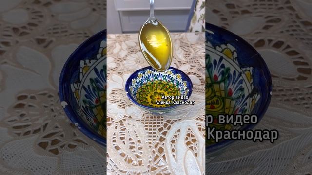 Вкусный салат из огурцов и зелени