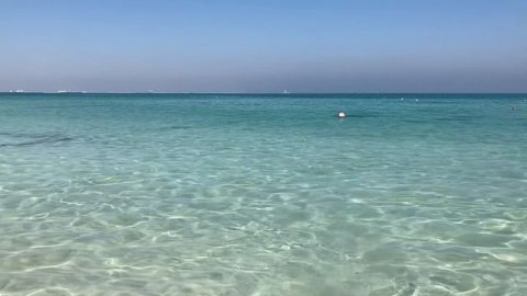 Море в Дубае