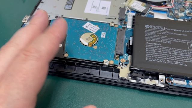 HP PAVILION 15-da0037nf. Разбор. Чистка. Апгрейд памяти