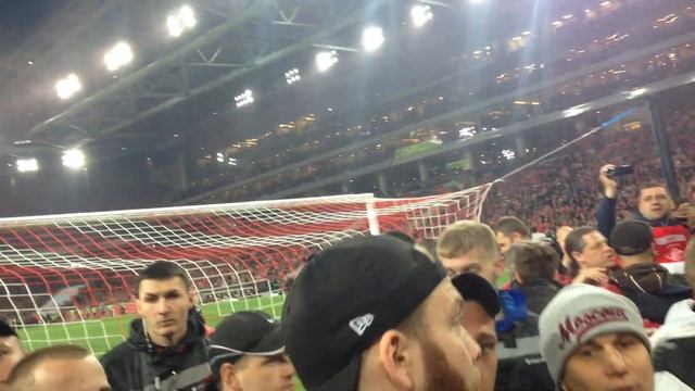 Спартак - чемпион 2017 - секунды до начала забега на поле