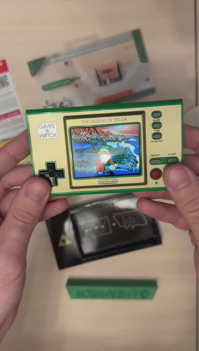 Распаковка Game & Watch