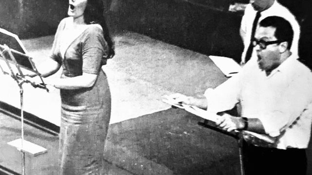 Joan Sutherland & Cornell MacNeil destroy the Studio mics in 1961!