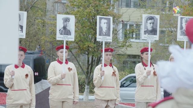 В День памяти Подольских курсантов жители возложили цветы к монументу защитникам Москвы