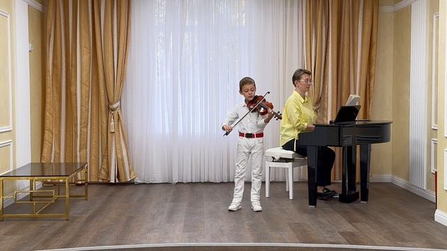 «Веселое настроение» Миша Оборин 8 лет