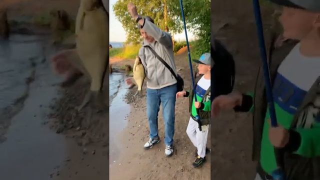 Рыбалка в Карелии. Онежское озеро👍👍👍 🎣