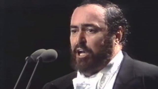 NESSUN DORMA     por  LUCIANO PAVAROTTI