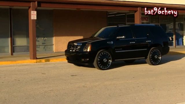 ALL BLACK Cadillac Escalade on 26" DUB Opera Floaters - 1080p HD