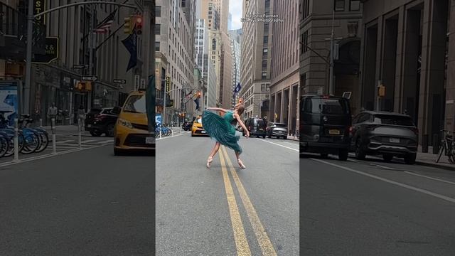 I CAN’T BELIEVE WE GOT THIS PICTURE 🤯😱 #ballet #ballerina #nyc #balletdancer #pointe