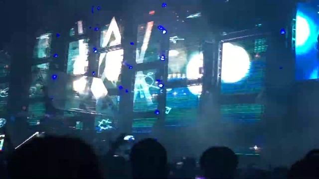 Alan Walker-Faded (live performance in Seoul)