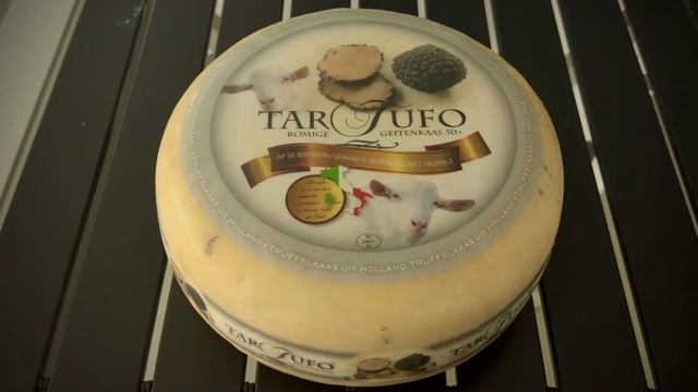 Сыр TARTUFO из козьего молока