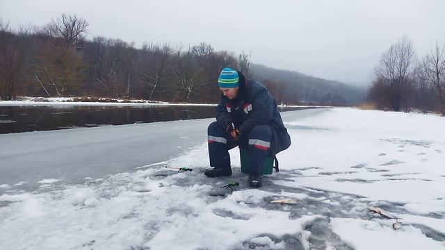 Ловля ПОДУСТА,плотви ЗиМОЙ.Ловля ПОДУСТА на черв'яка