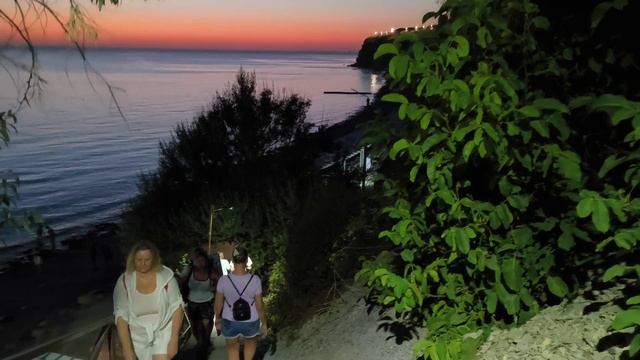 Анапа. Спуск на пляж к Морю с верхней набережной