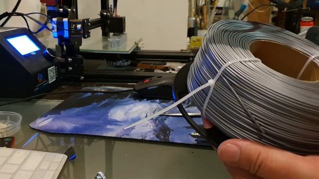 Spooless filament