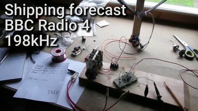 Regenerative longwave receiver with opamps & ribbon cable loop antenna