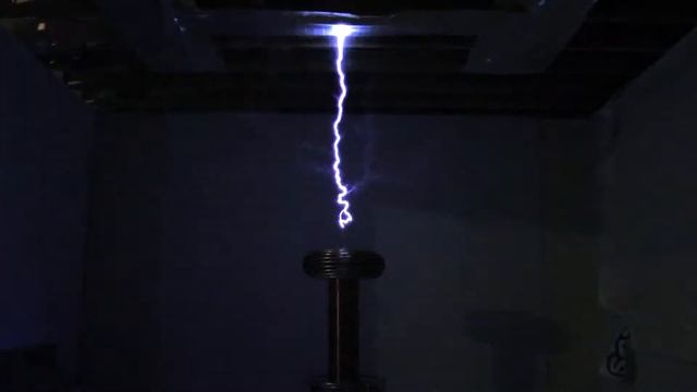 Zeusaphone ZX-75 Tesla Coil SHREDS THE AIR playing Castelvania music!