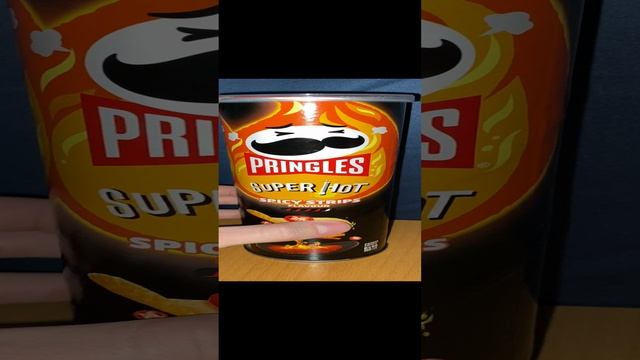 СУПЕР ОСТРЫЕ ЧИПСЫ ИЗ КИТАЯ / ПРИНГЛС СТРИПСЫ С СЫЧУАНСКИМ ПЕРЦЕМ / PRINGLES SPICY STRIPS SUPER HOT